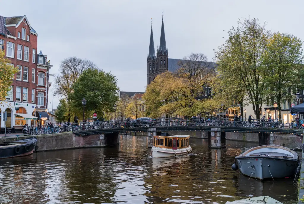 Junior Magazine City Guides Going to Amsterdam with kids? Here’s what to do …