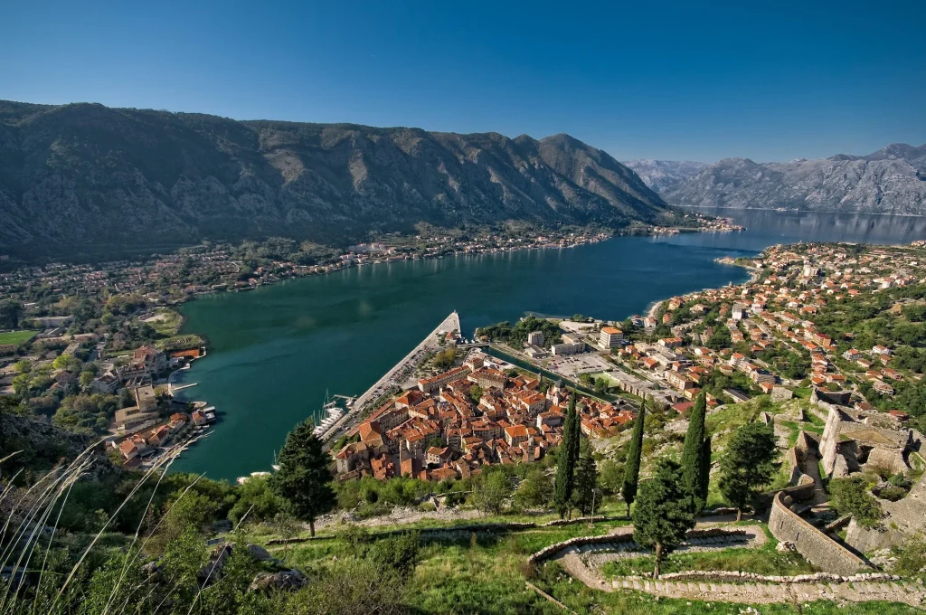 Junior Magazine Europe Montenegro with children? Here’s how to do it…