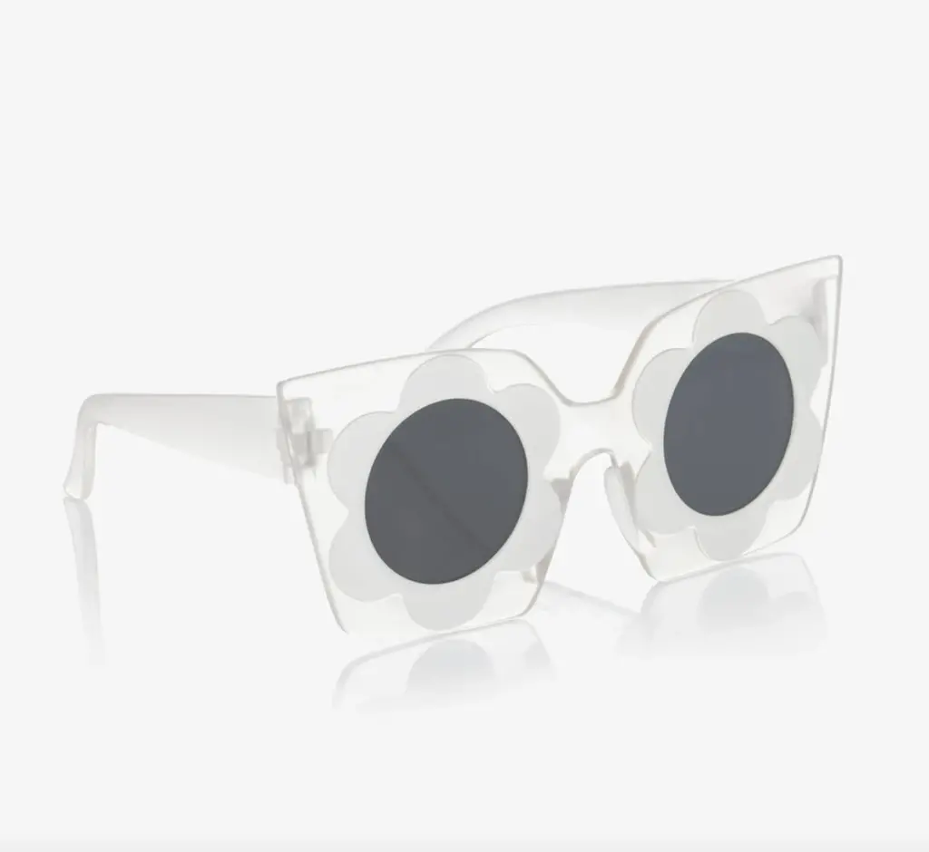 Junior Magazine Monnalisa Girls White Flower Sunglasses (UV400), £82, Childrensalon