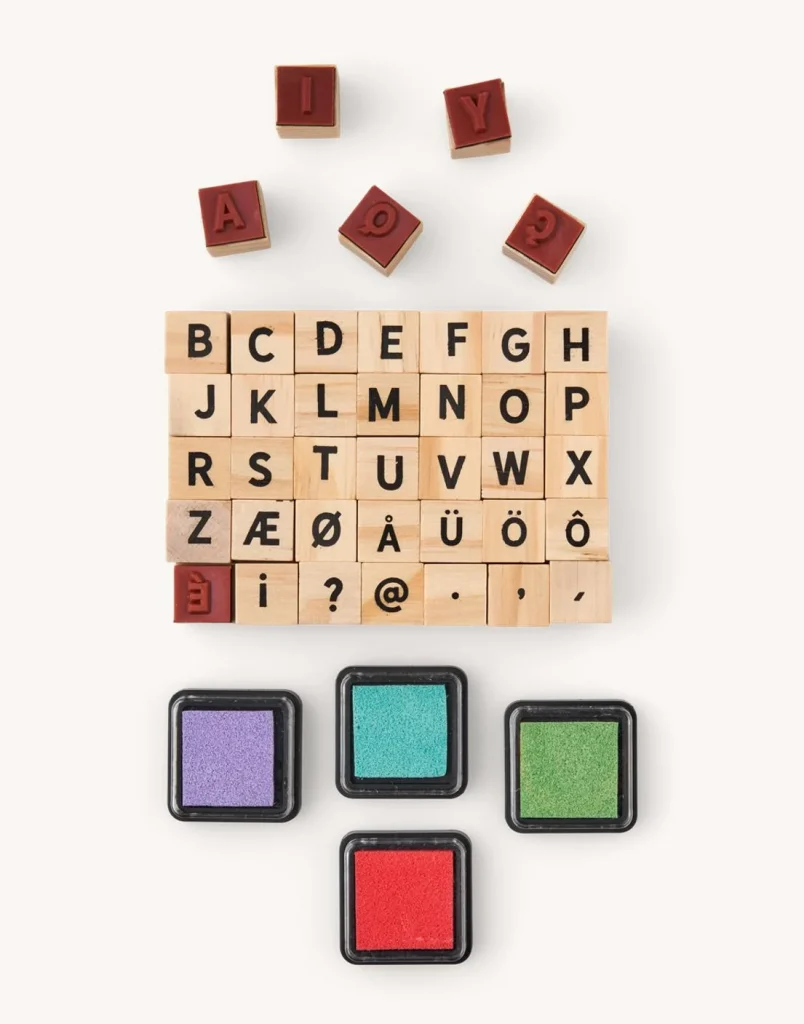 Junior Magazine Stamp Set, £8.18, Sortrenegrene