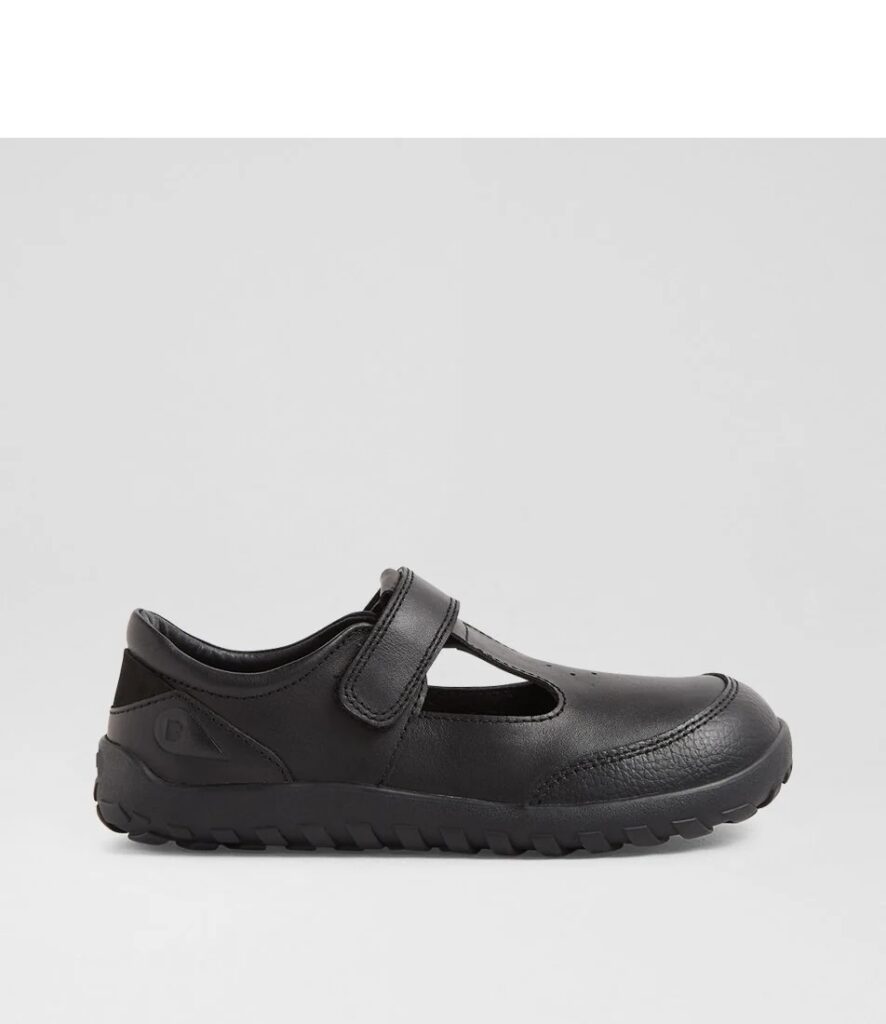 Junior Magazine Back to School Best School Shoes – and Where to Buy Them!