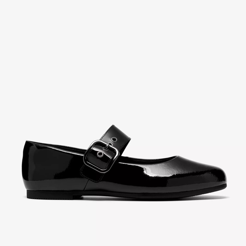 Junior Magazine Back to School Best School Shoes – and Where to Buy Them!