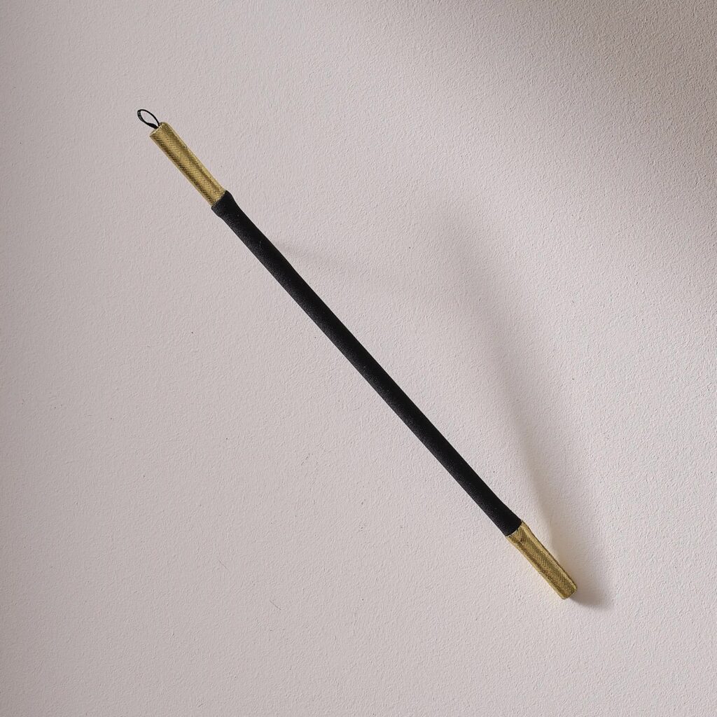Junior Magazine Black & Gold Magicians Wand, £6.99, GingerRay