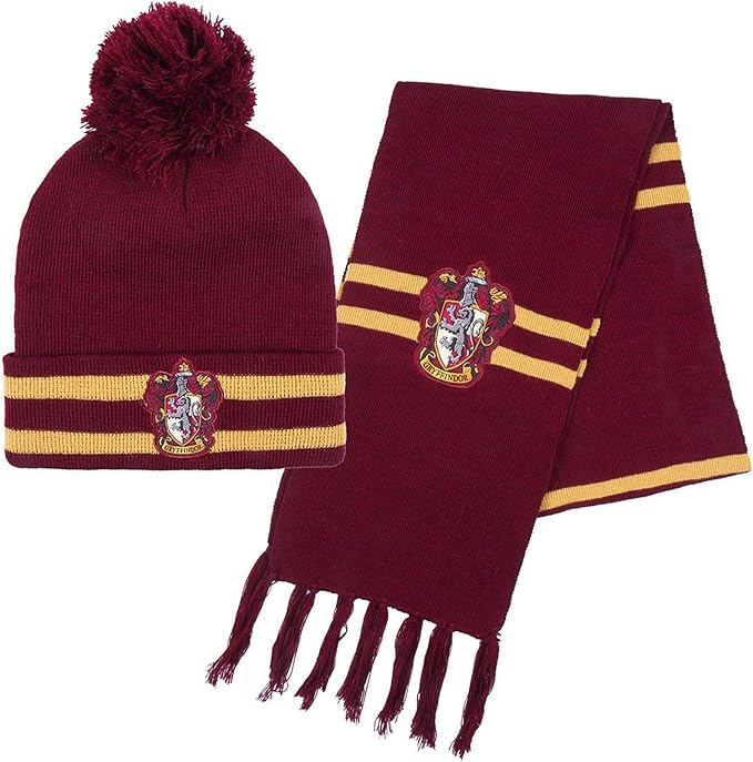 Junior Magazine Harry Potter Hat and Scarf Set, £22.99, Amazon
