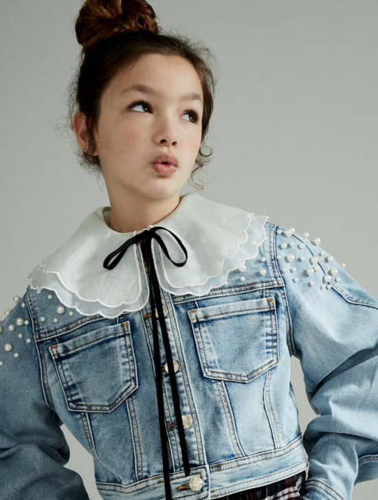 Junior Magazine Fashion Awards 2024 Best Circular / Vintage / Rental Fashion Brand | Junior Design Awards 2024