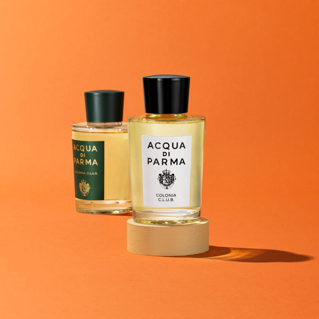 Junior Magazine Lighthearted, contemporary, and radiant this bergamot, lemo, cedarwood and musk cologne harks back to the bygone days of racquet sports, The Great Gatsby and country clubs.