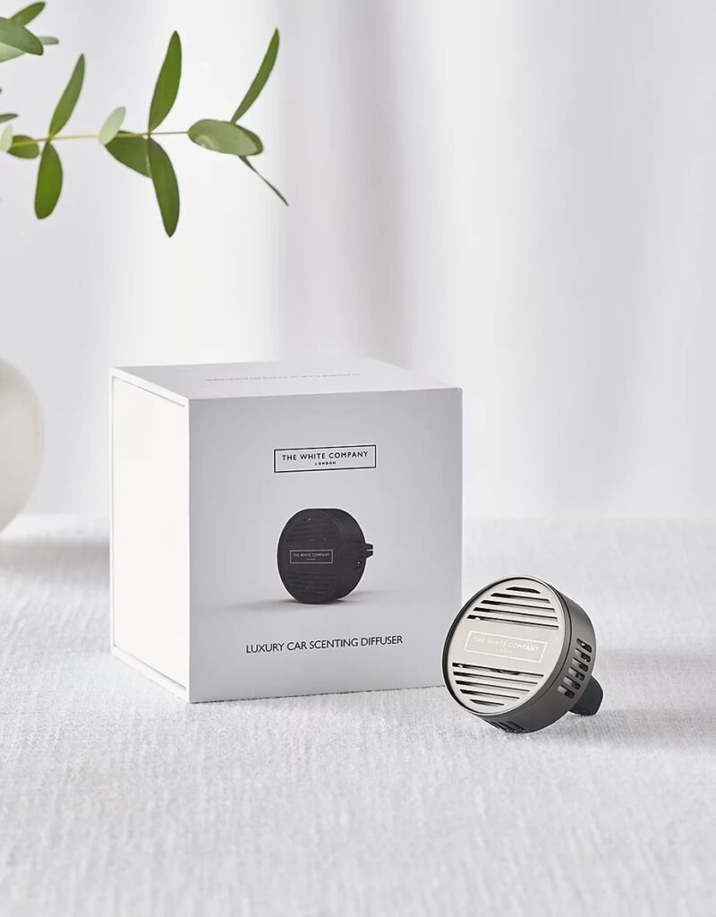 Junior Magazine This aluminium car-scenting stick cleverly clips onto an air vent in dad’s taxi – we mean car – so he can enjoy an uplifting scent on that daily commute (and those endless car pools!).