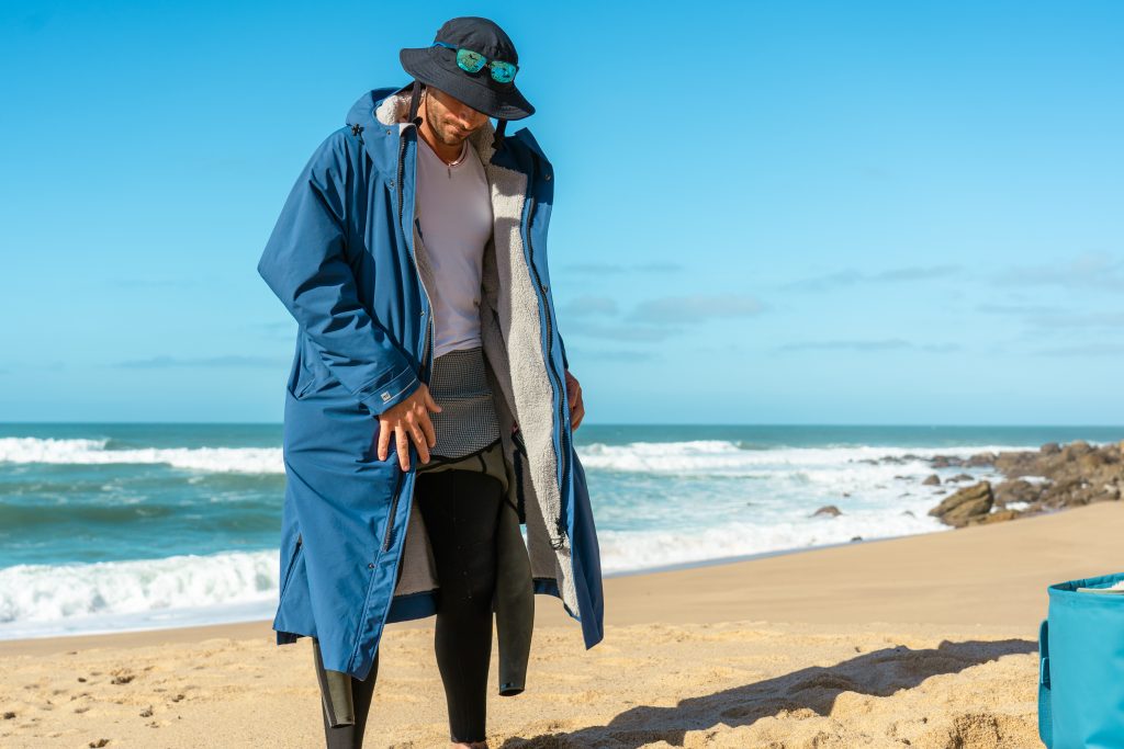 Junior Magazine A warm hug on a cold day – active dads will appreciate this sleek fitting, sherpa lined changing robe/longline coat.