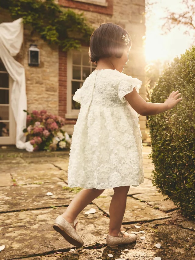 Junior Magazine Childrens Fashion Dresses for Bridesmaids, Flowergirls and Special Occasions