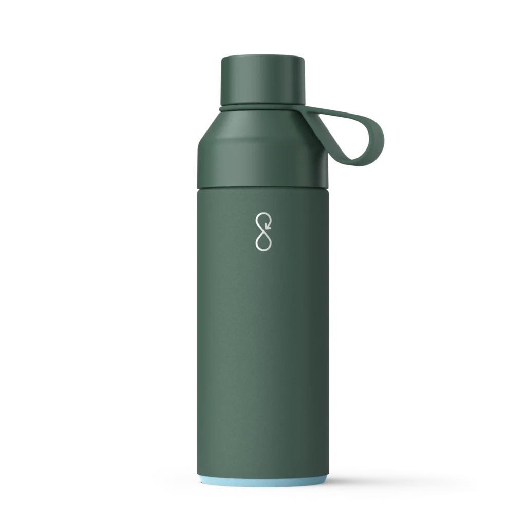 Junior Magazine This double walled bottle will maintain the temperature of both hot and cold drinks. Ideal for commuters/ bike rides and fishing trips as it comes with a handy carry handle.