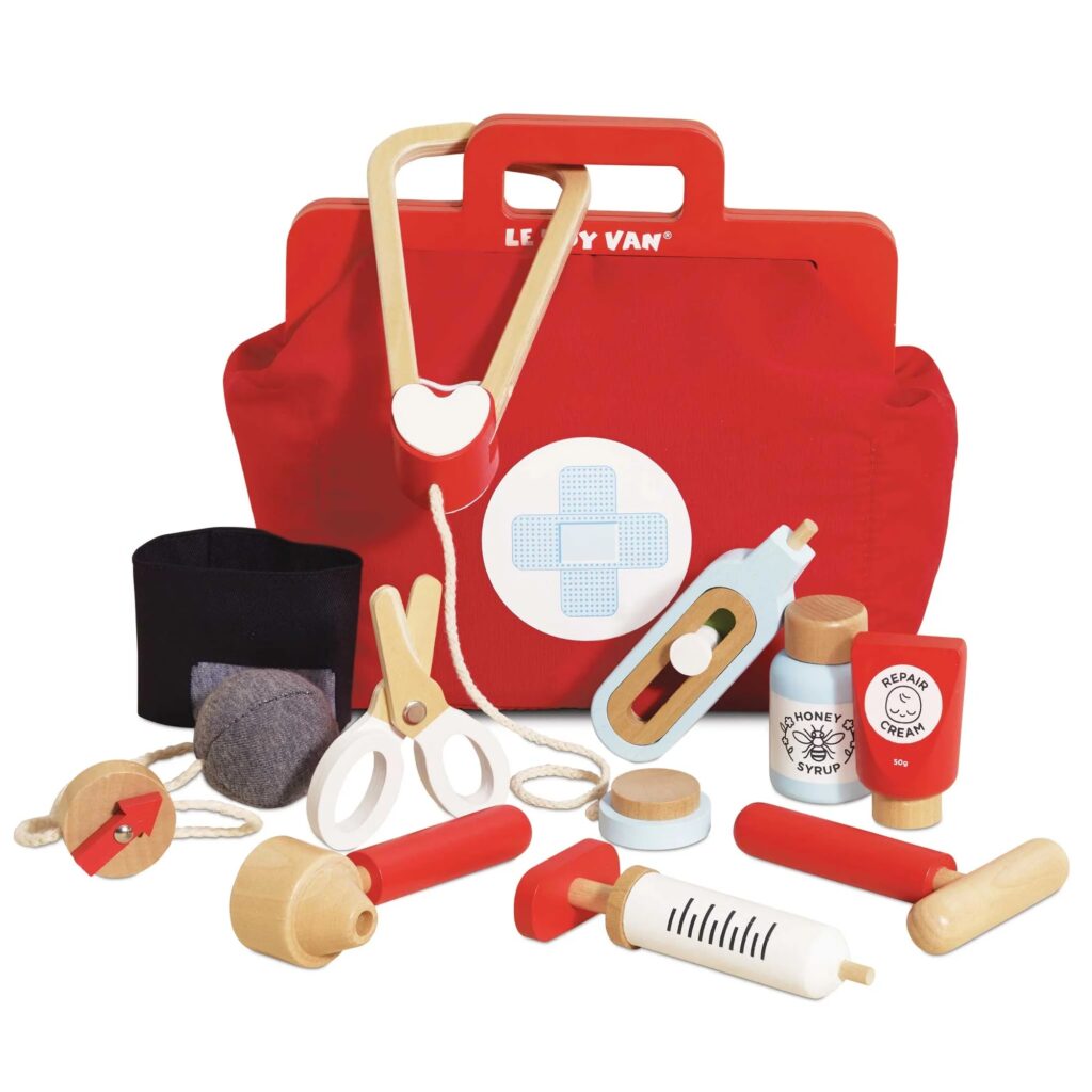 Junior Magazine If you don’t already own this classic doctors and nurses set, chances are you have spotted a pre-loved version at your local play group or nursery. This timeless loaded fabric bag is beloved by little ones – and us!