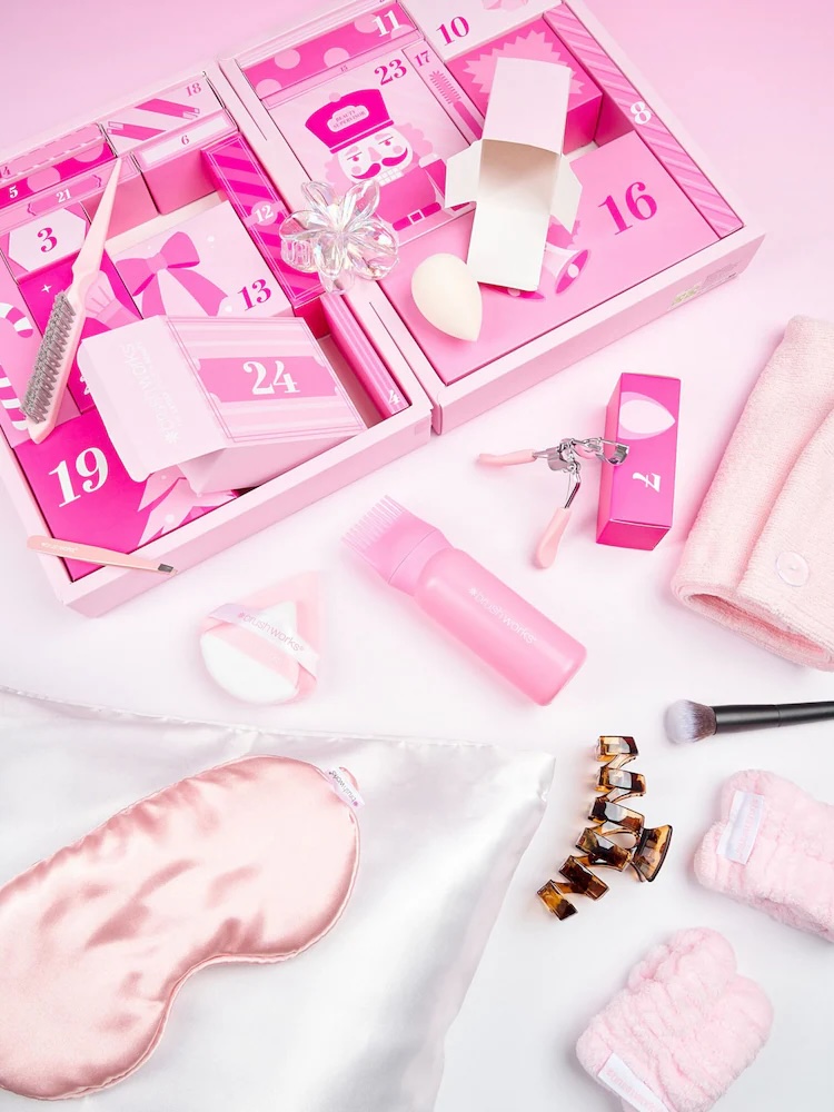 Junior Magazine Brushworks Christmas Beauty Advent Calendar, Urban Outfitters