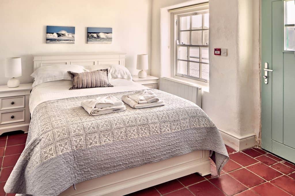 Junior Magazine Europe Lighthouse Stays: 3 Unique Family Holiday Rentals in Ireland