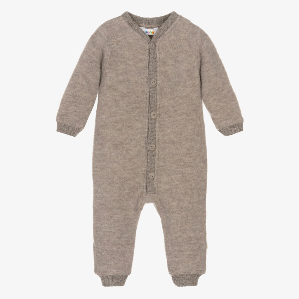 Junior Magazine Childrens Fashion Stylish Ski Wear & Snow Clothes for Children