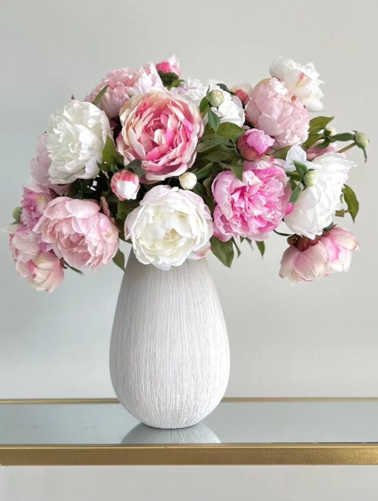 Junior Magazine Gift Guides Mother’s Day Flowers that Last!