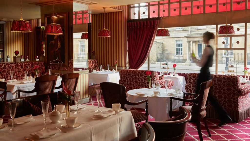 Junior Magazine Junior in London A ‘Royal’ Family Stay: The Rubens at the Palace, London with Kids