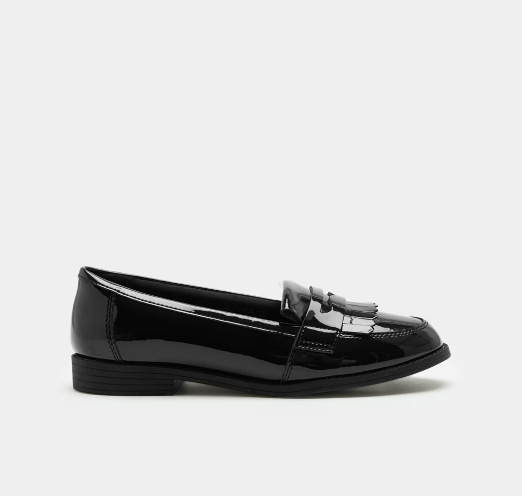 Junior Magazine Back to School Best School Shoes – and Where to Buy Them!